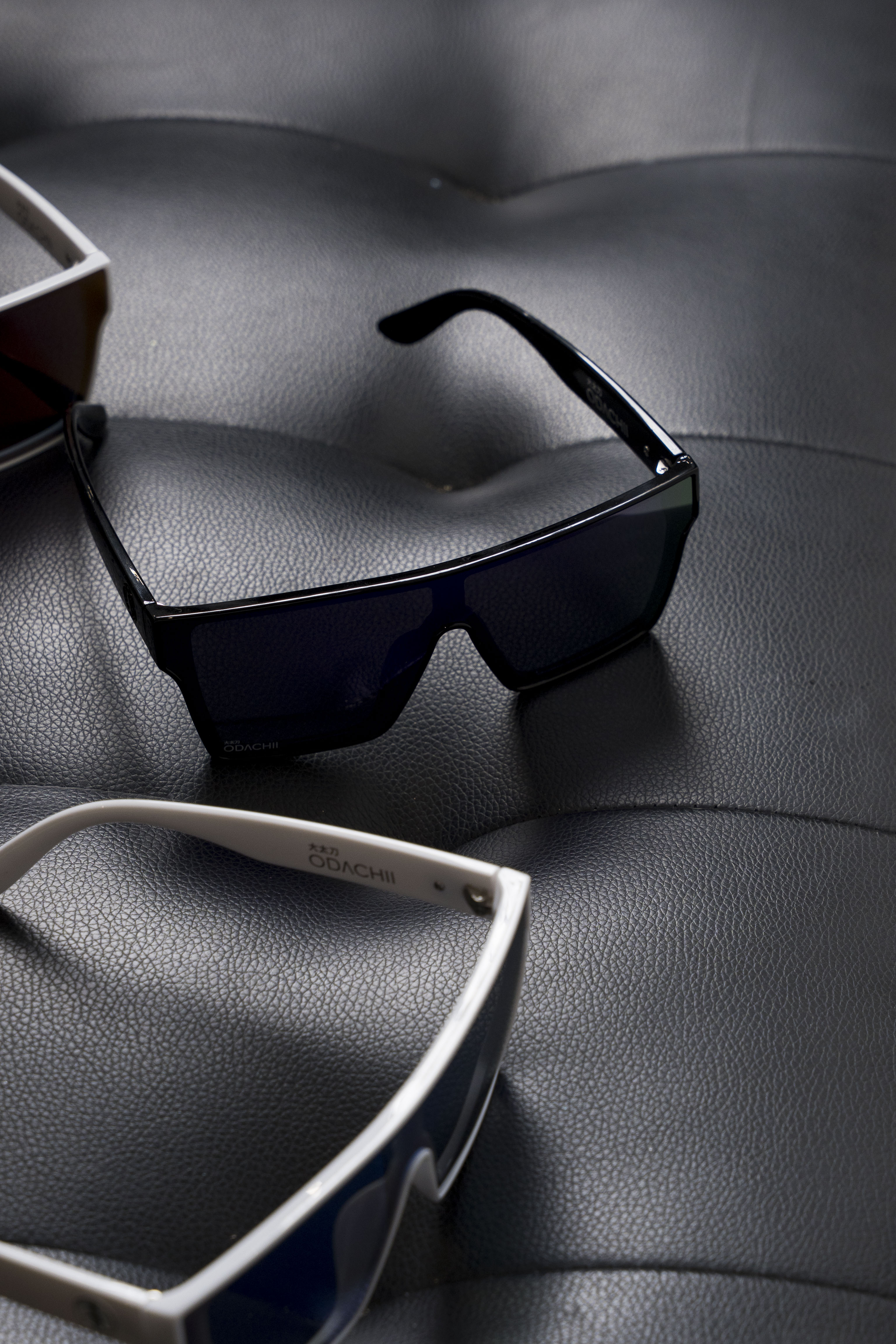 Odachii_Glasses_Ecom-209_85b733ad-8ee4-4381-8fc4-3e2643f5808d.jpg
